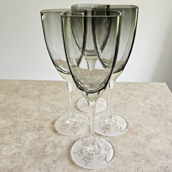 4 Retro Square Grey Wine Glasses 9.5" frosted etched base snowflake winter holid - Picture 11 of 13
